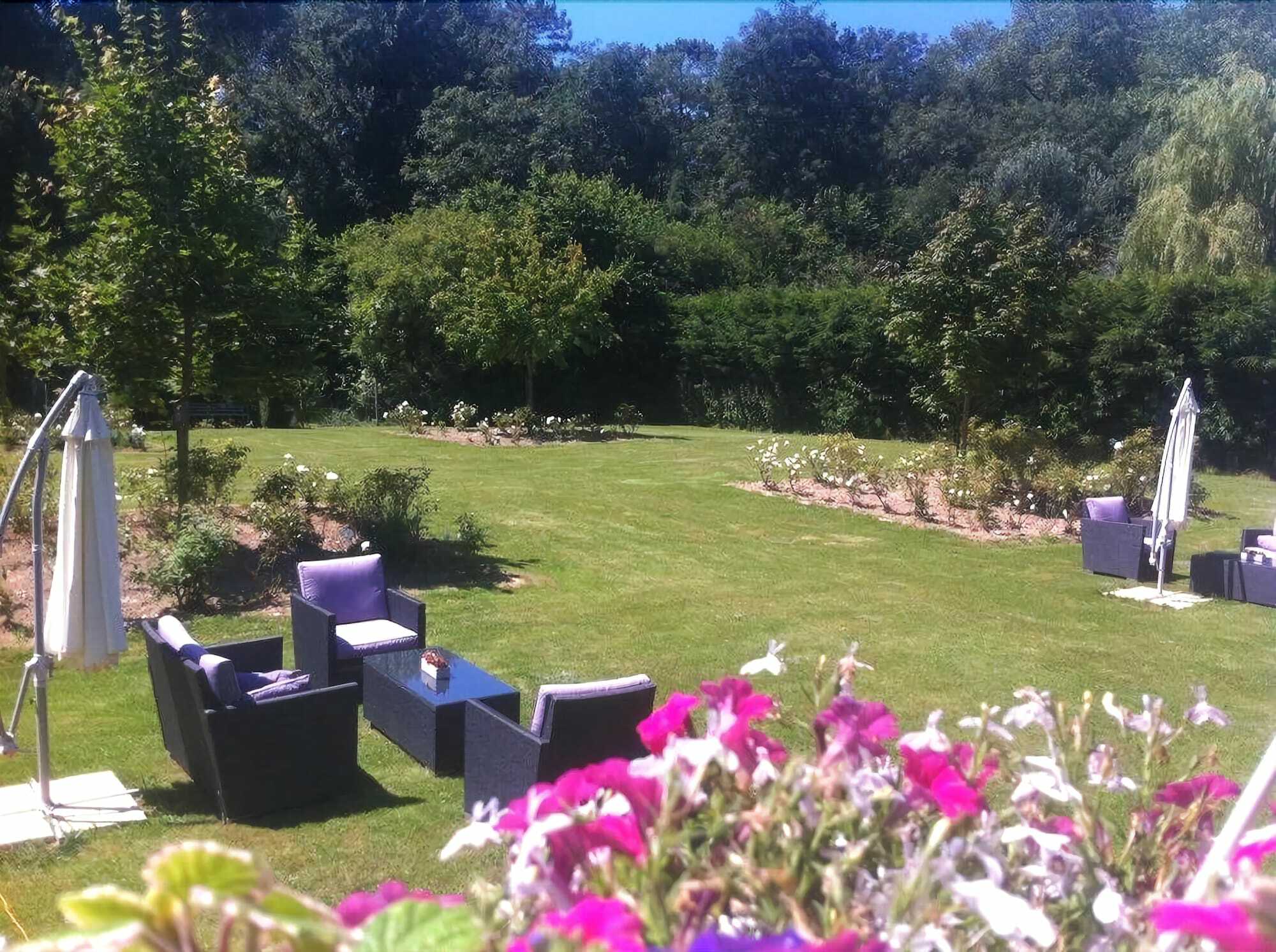 Les Jardins D'Ulysse, The Originals Relais Hotel Cucq Buitenkant foto